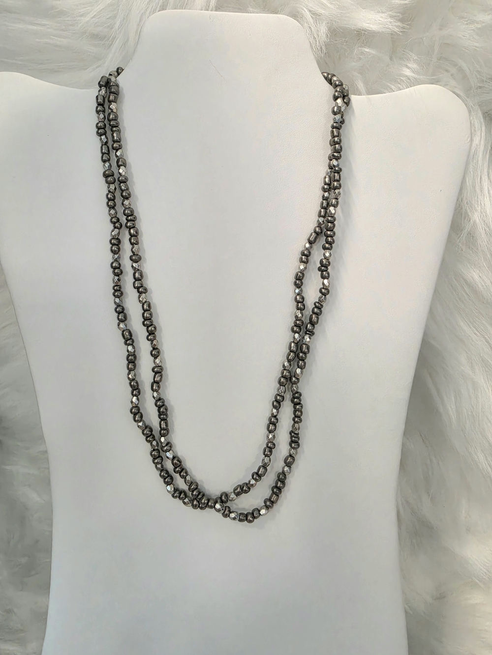 NWT Handmade Metallic Silver Grey Geometric Gunmetal Layering Bead Necklace Boho